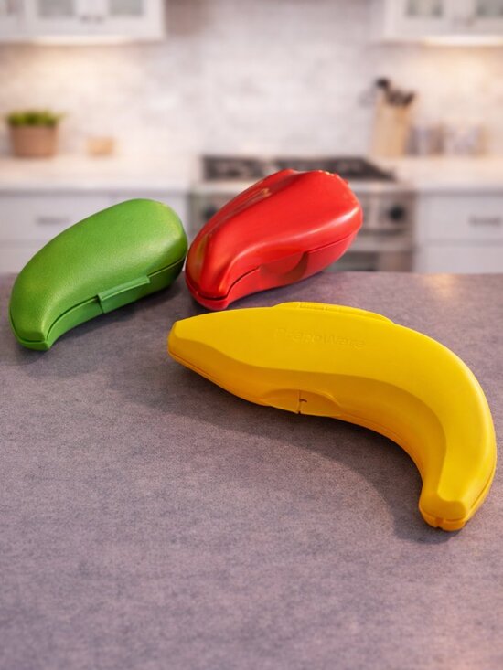 Tupperware | Kitchen | Tupperware Banana Chilipepper Avocado Keeper ...
